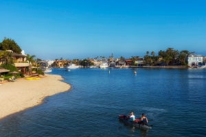 度假天堂——橙县纽波特海滩市（Newport Beach）